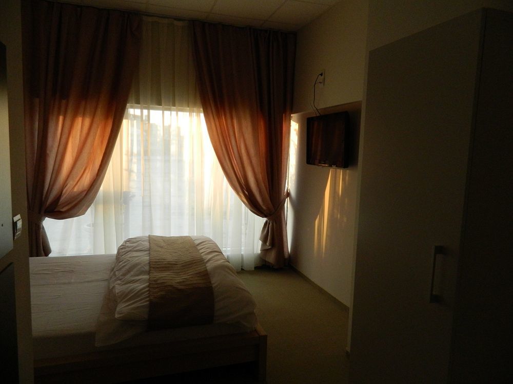 Guesthouse City Central International Skopje Exterior photo